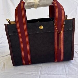 COACH Spin Tote 27 In Signature Jacquard B4/Black Multi NWT Crossbody Canvas